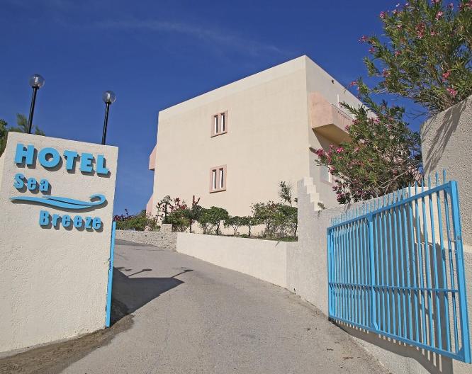 Hotel Sea Breeze - Außenansicht