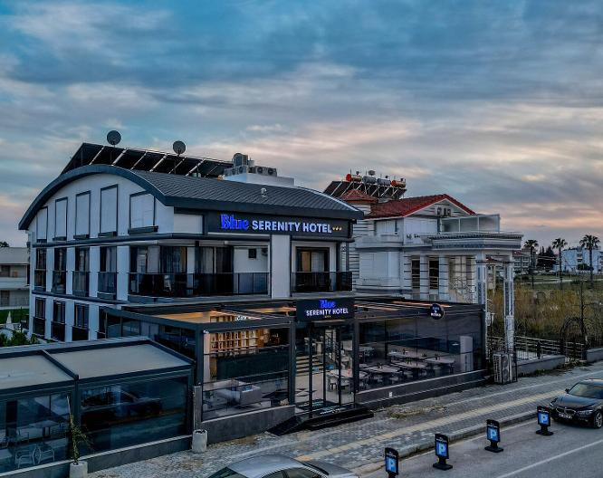 Side Blue Serenity Hotel - Außenansicht