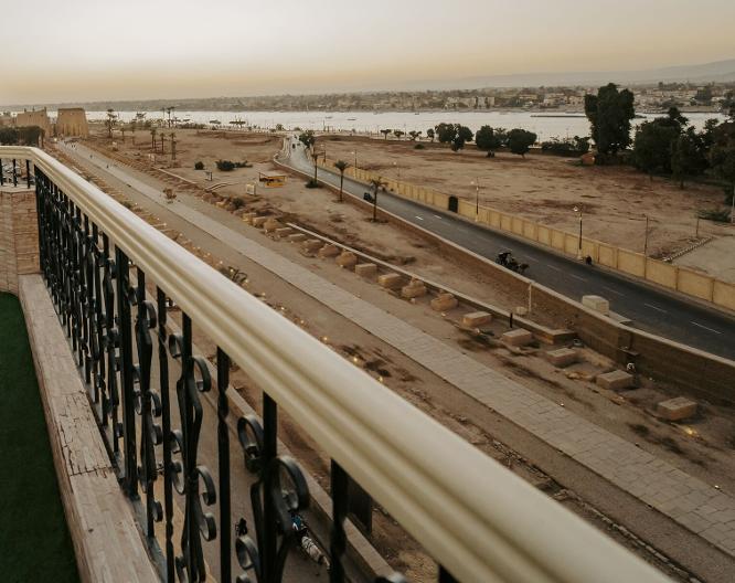 Queens Valley - Landschaft