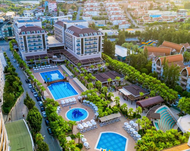 Hotel Dizalya Palm Garden - Außenansicht