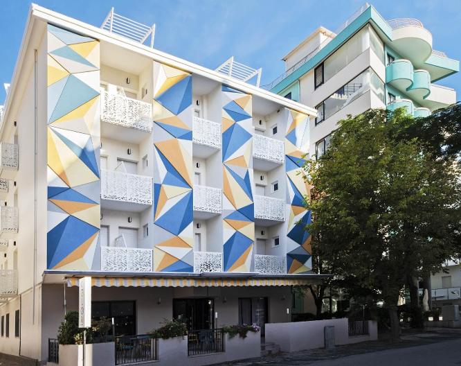 Color Hotel Rimini - Außenansicht
