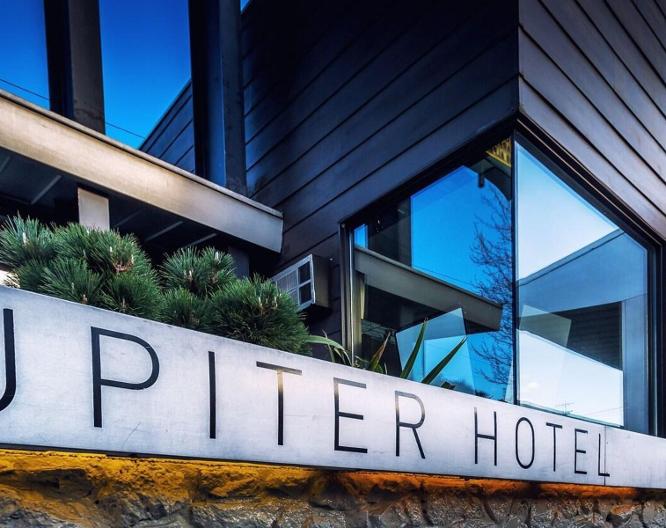 Jupiter Hotel - Außenansicht
