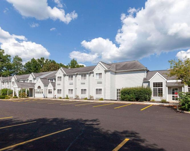 Microtel Inn & Suites Sunbury/Columbus I-71N - Außenansicht