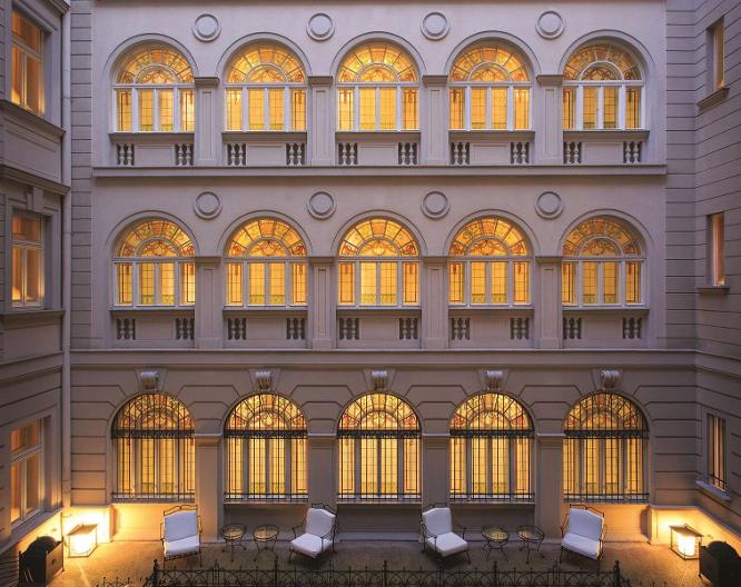 Savoia Excelsior Palace - Außenansicht