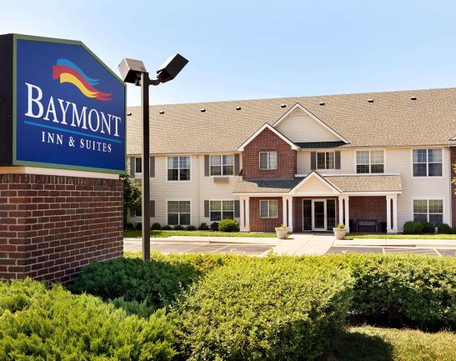 Baymont Inn & Suites Wichita East - Außenansicht