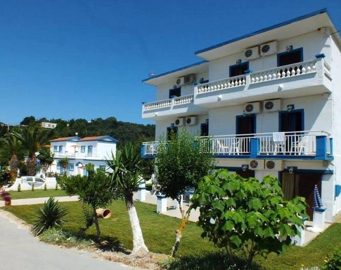 Villa Akis - Außenansicht