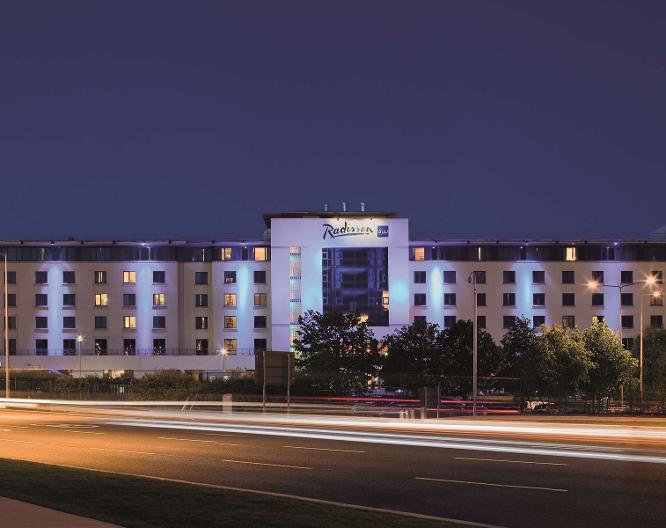 Clayton Hotel Dublin Airport Central - Außenansicht