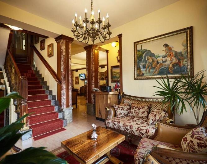 Brilant Antik - Ausstattung