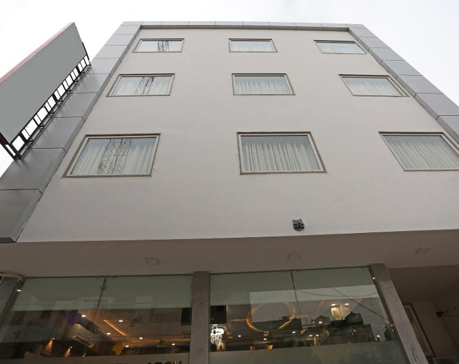 Hotel Arch - Außenansicht