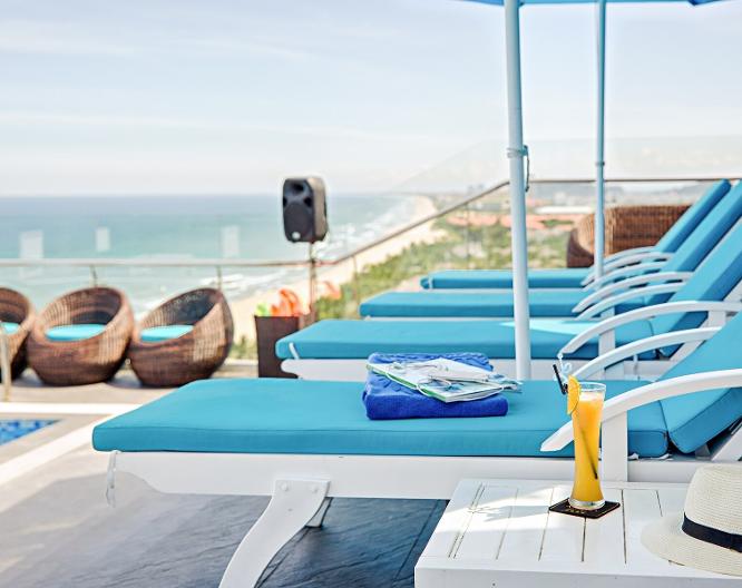Yarra Ocean Suites Danang - Pool