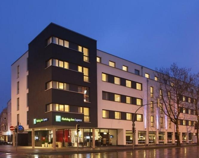 Holiday Inn Express Gütersloh - Vue extérieure