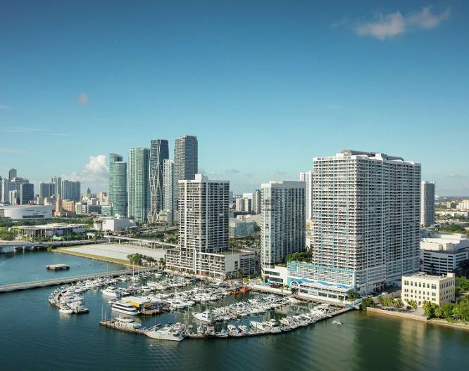 DoubleTree Grand Biscayne Bay - Außenansicht