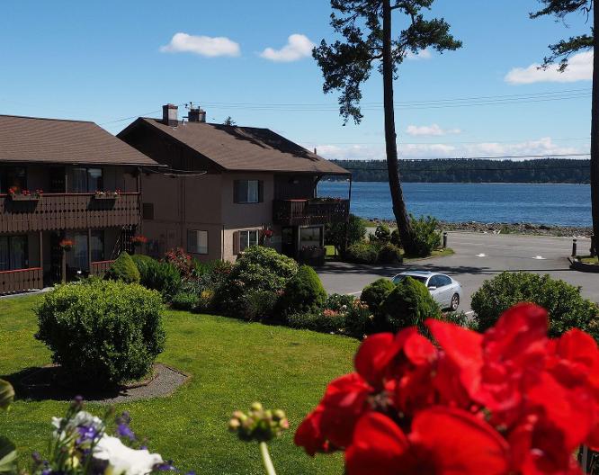 Ramada by Wyndham Campbell River - Außenansicht
