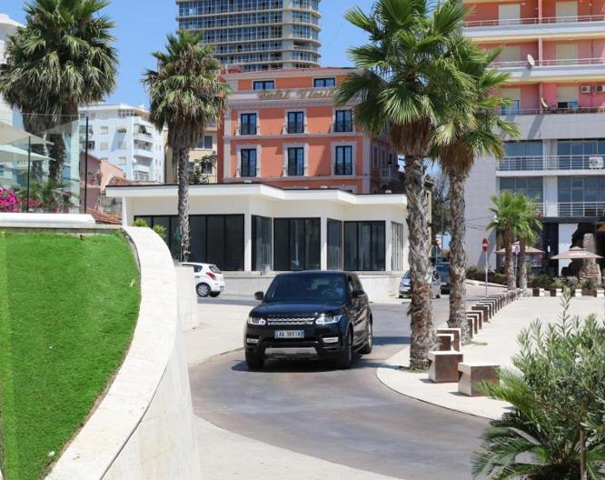 Hotel Kloest - Außenansicht