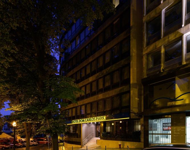 Dom Carlos Park - Außenansicht