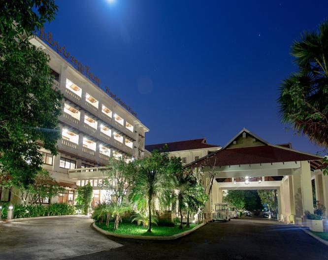 Royal Angkor Resort. - Außenansicht