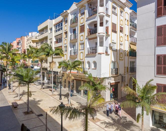Hostal Sol y Miel - Vue extérieure