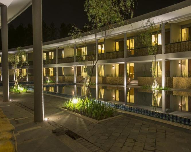 Hotel Neo+ Green Savana - Sentul City - Außenansicht