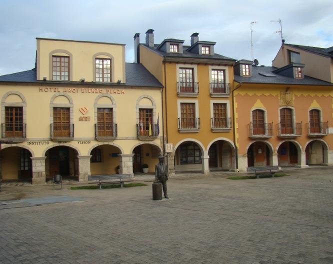 Bierzo Plaza - Vue extérieure