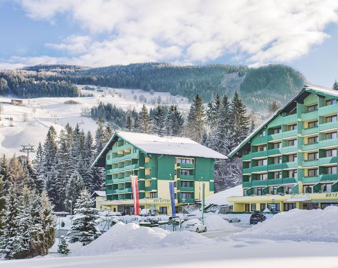 Alpine Club - Außenansicht