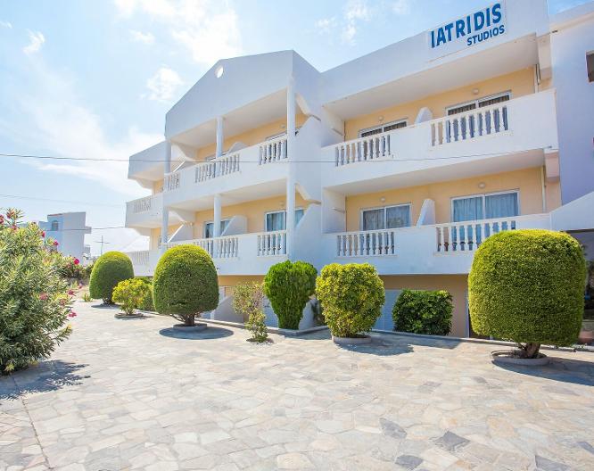 Iatridis Studios - Außenansicht