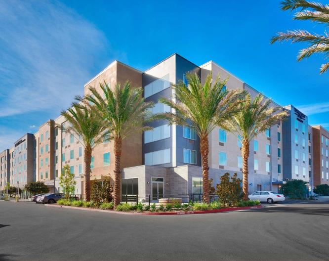 Doubletree Torrance/South Bay - Außenansicht