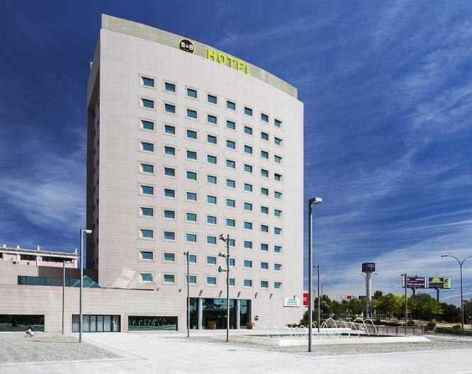 B&B HOTEL Madrid Aeropuerto T4 - Vue extérieure