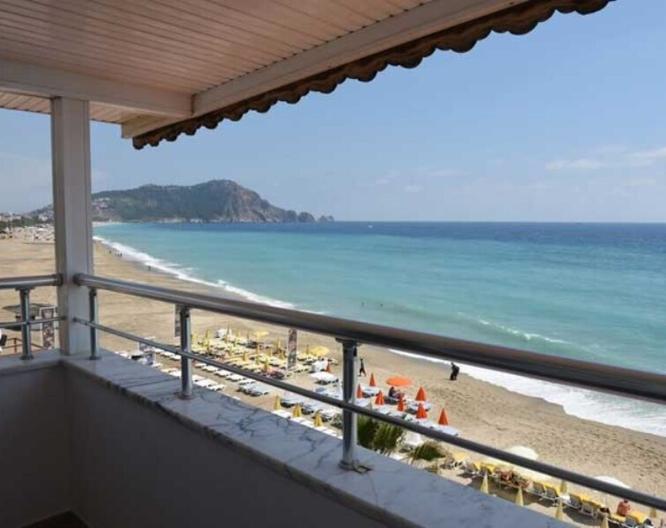 Muz Hotel - Landschaft