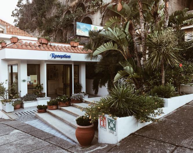 Le Roccette Mare Beach Hotel & Resturant - Außenansicht