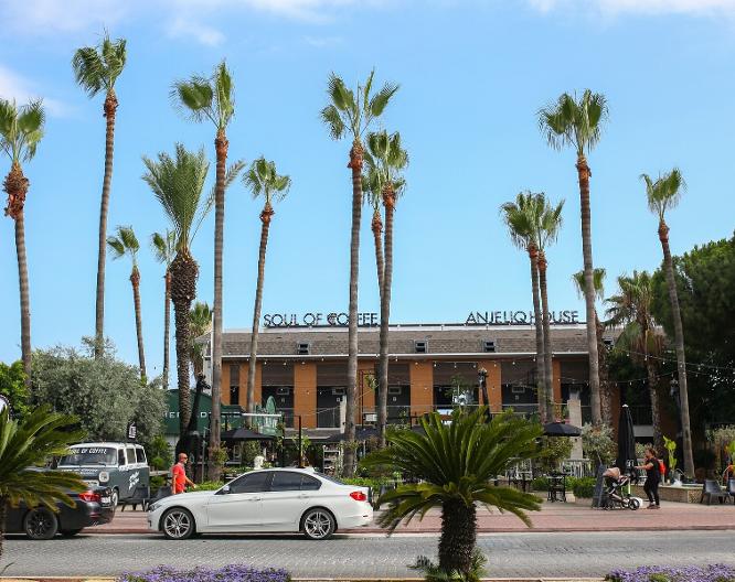 Anjeliq House Boutique Hotel - Außenansicht