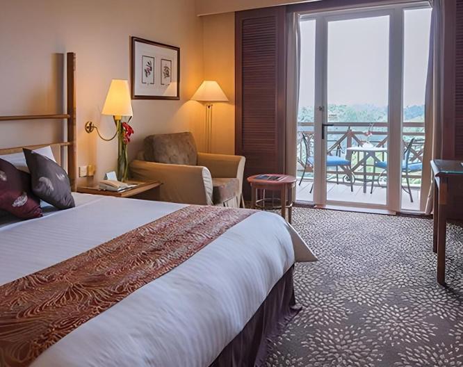 Bangi Resort Hotel - Außenansicht