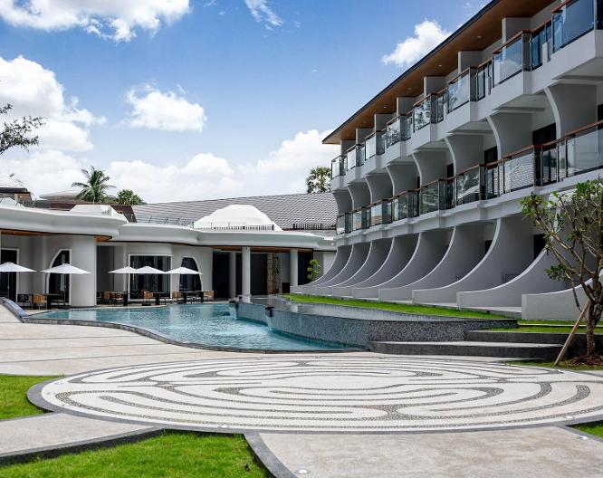 Amora Beach Resort Phuket - Außenansicht