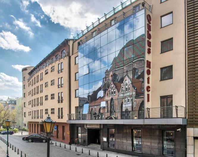 Qubus Hotel Wroclaw - Außenansicht