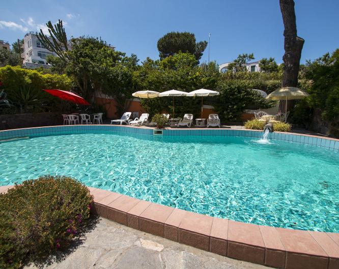 Hotel Aragonese - Pool