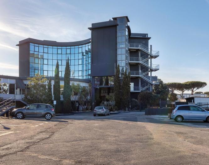 B&B Hotel Pomezia Roma - Außenansicht