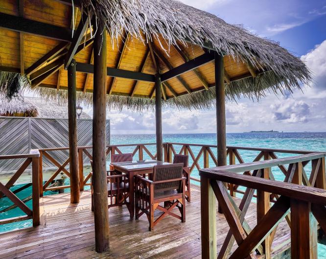 Fihalhohi Island Resort - Außenansicht