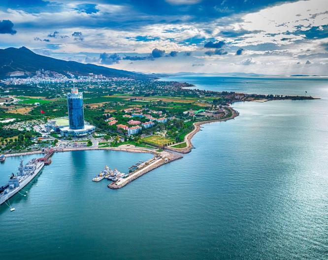 Wyndham Grand Izmir Özdilek Thermal & Spa - Außenansicht