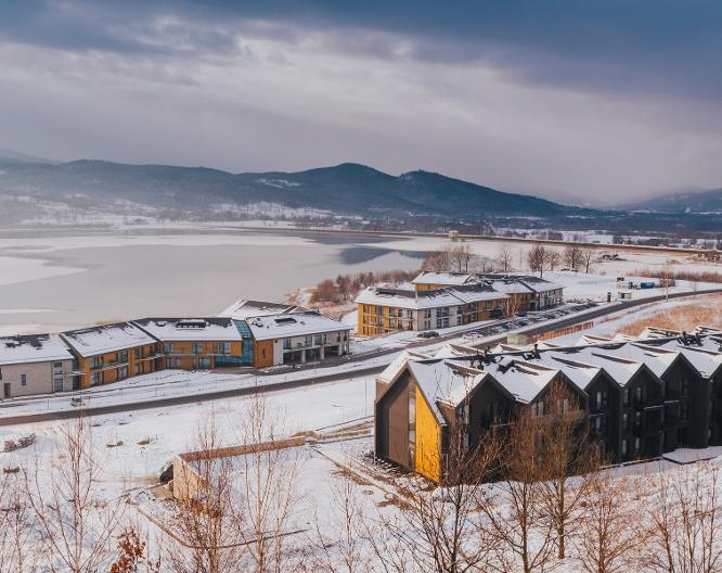 Lake Hill Apartments - Außenansicht