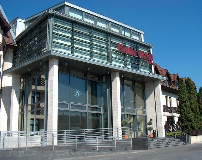 Rubin Wellness & Conference Hotel - Außenansicht