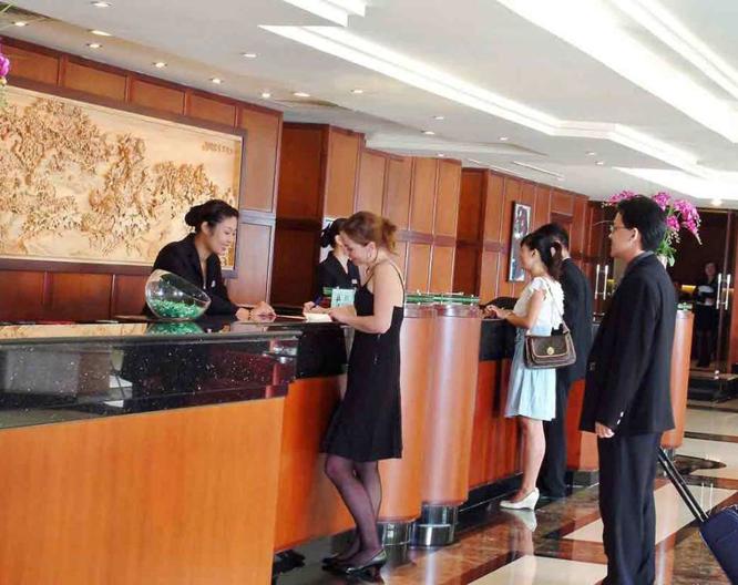 voco Wuhan Xinhua, an IHG Hotel - Außenansicht