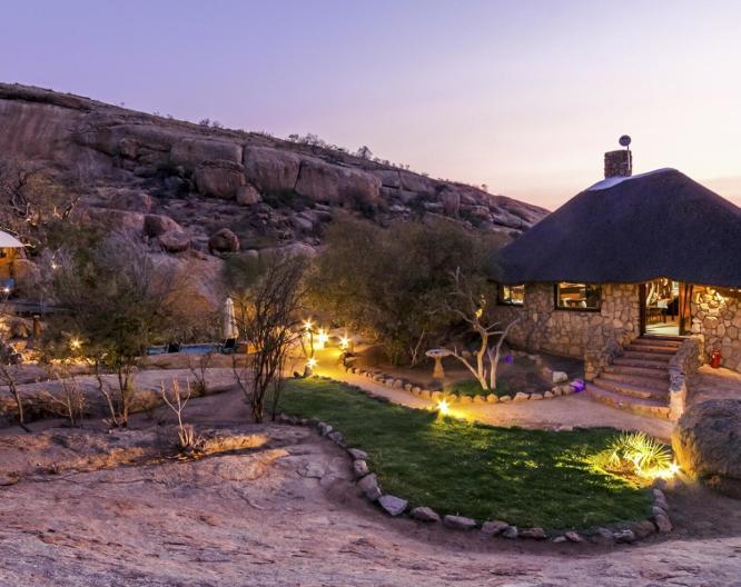 Ondudu Safari Lodge - Außenansicht