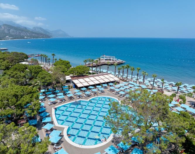 Nirvana Mediterranean Excellence - Außenansicht