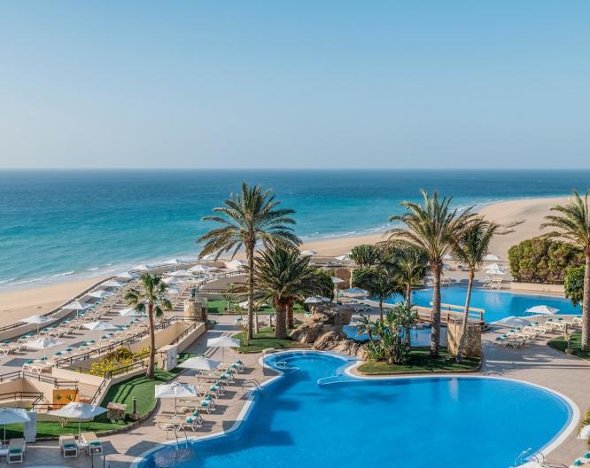 IBEROSTAR Waves Playa Gaviotas - Außenansicht
