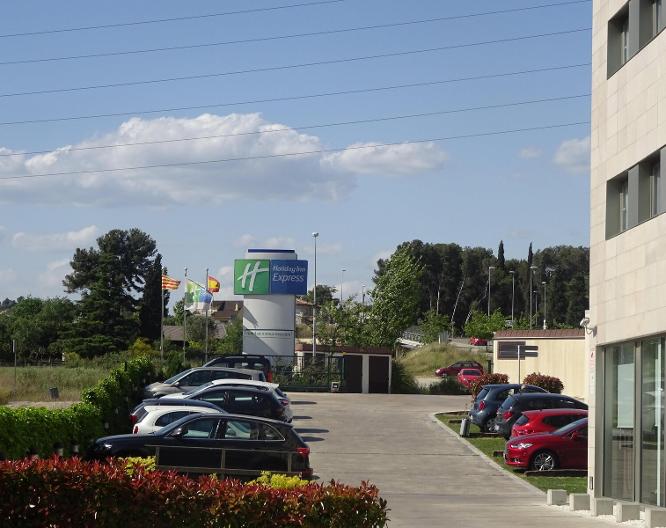 Holiday Inn Express Barcelona - Sant Cugat - Außenansicht