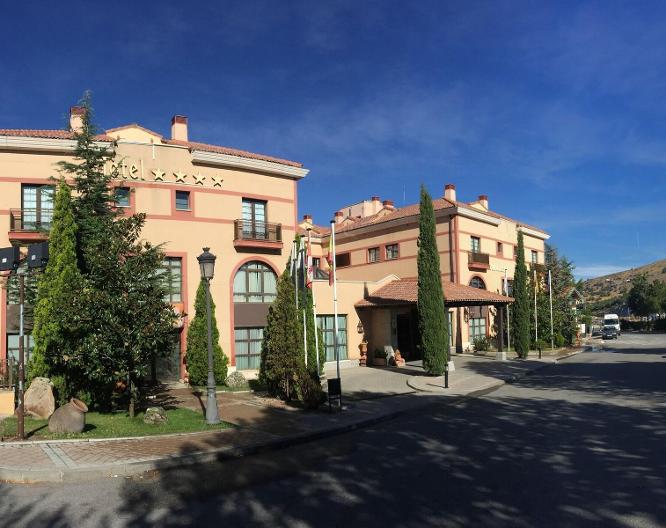 Segovia Sierra de Guadarrama - Außenansicht