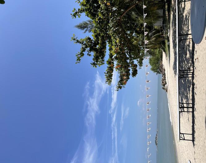 Rainbow Paradise Beach Resort - Strand