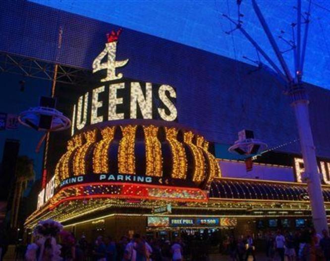 Four Queens Hotel & Casino - Außenansicht