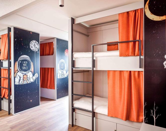 Ibis Warszawa Centrum - Außenansicht