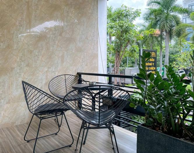 Eva Adam Hotel by ZUZU - Landschaft