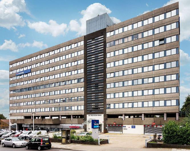 Travelodge London Crystal Palace - Außenansicht